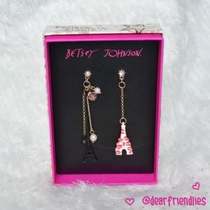 Betsey Johnson Eiffel Tower Dangle Earrings